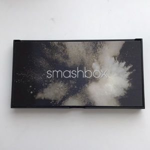 BN smashbox cover shot smoky palette